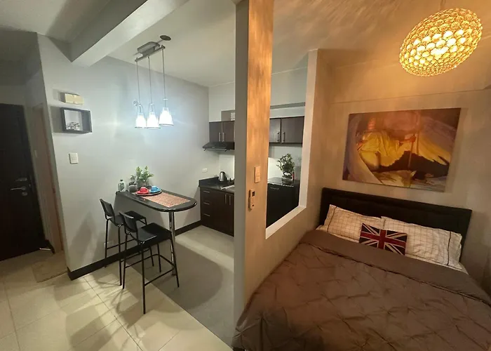 Jazzy Flat * Manila